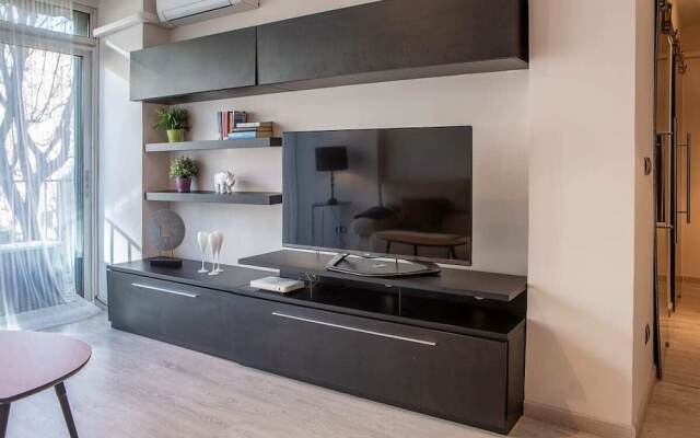 Modern 3bed Apt Next to Madrid Airport, Near Metro