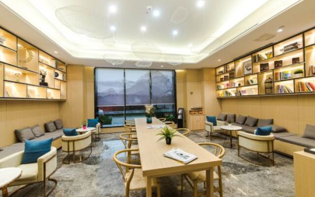 Ausotel Hotel