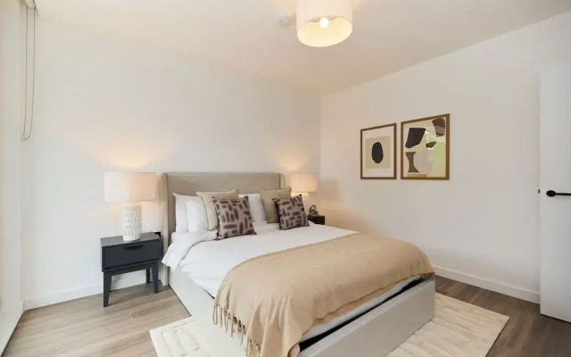 The Tottenham Escape - Lovely 2bdr Flat With Balcony