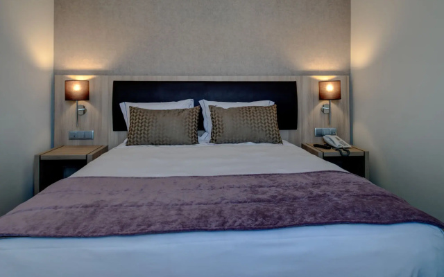 VIP Inn Berna Hotel