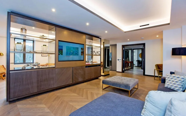3-bed Deluxe Apt 205