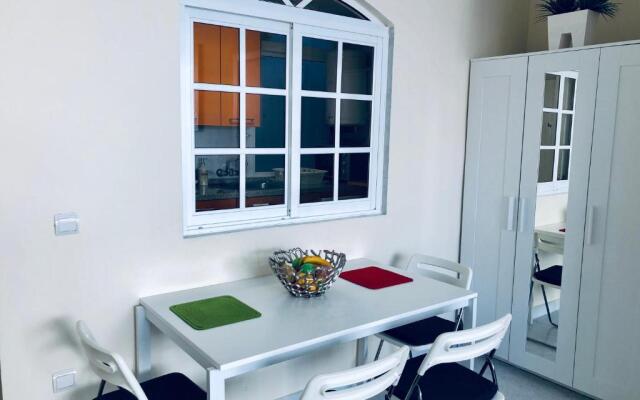 Beautiful modern apartment 100m from the sea