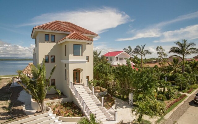 Villa Laguna Gecko