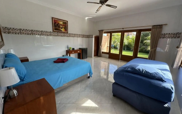 Tulamben Wreck Divers