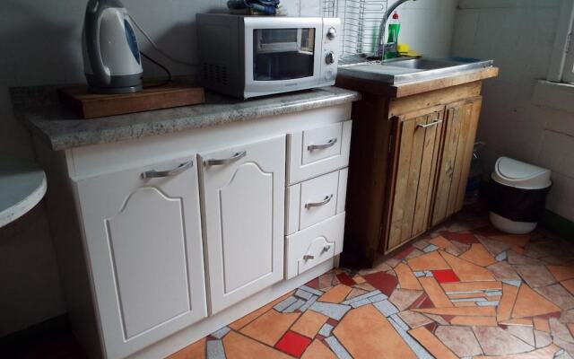 Casa Verde Limon - Hostel