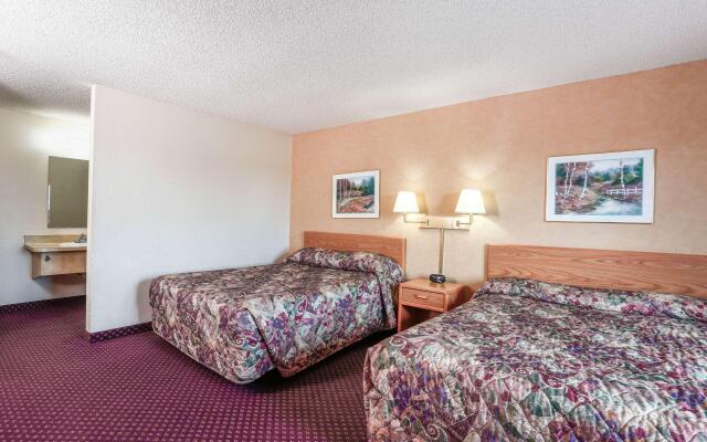 Travelodge by Wyndham Deer Lodge Montana