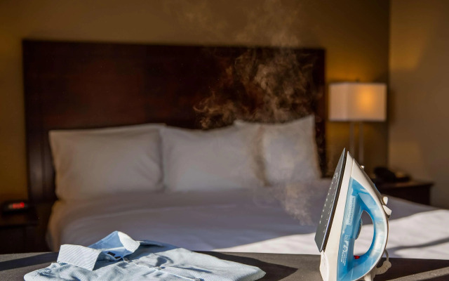 Best Western Dothan Inn & Suites