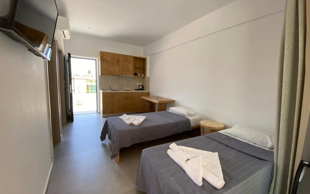 Blue Aegean Hotel & Suites