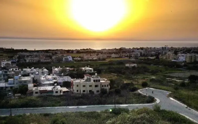 Themis Apartment City Center