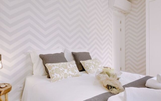 Alfama by Lisbon Inside Out