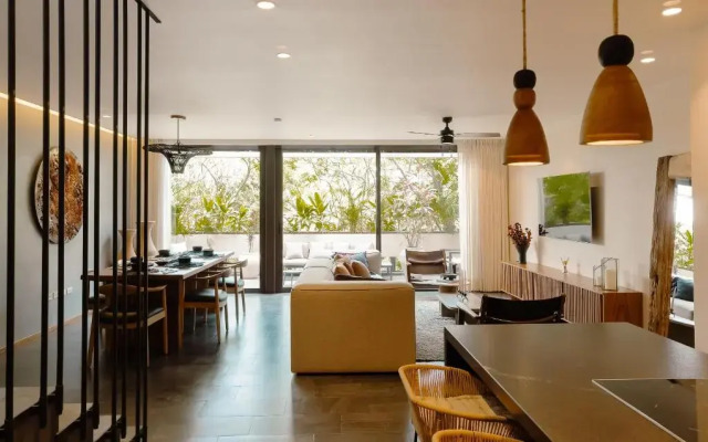 Exclusive Penthouse l Private roof top with pool