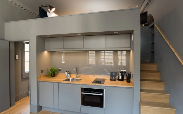 Hiding Space - Trim Street Apartments