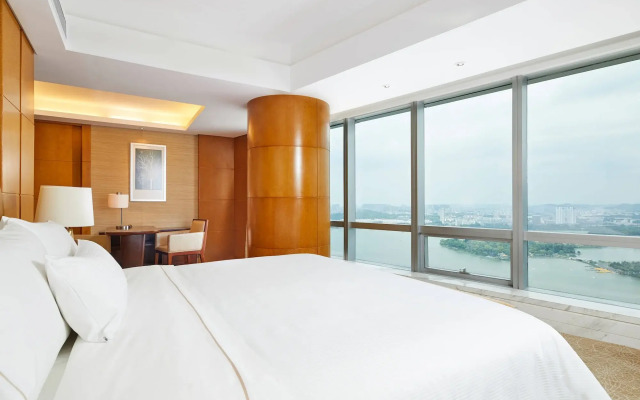 The Westin Nanjing Xuanwu Lake
