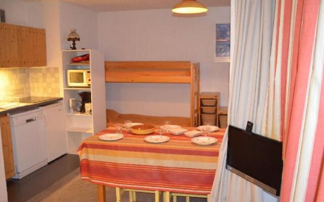 Appartement Les Menuires, 1 pièce, 4 personnes - FR-1-452-247