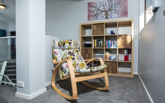 'Sapphire Gem' At Tura Beach