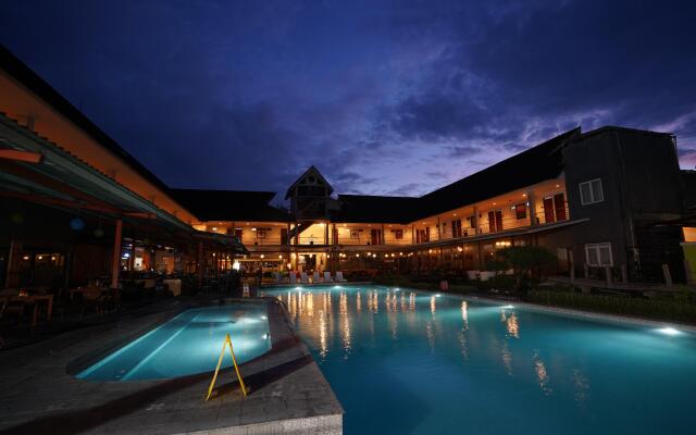 Sabda Alam Hotel Resort