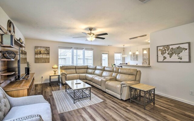 Spacious Houston Getaway < 18 Mi to Downtown!