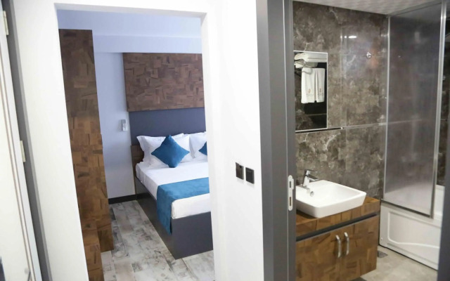 Ladik Hotel