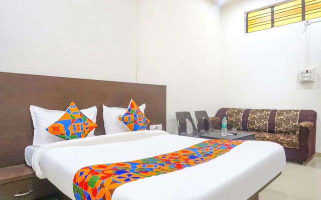 Fabhotel Om Sai
