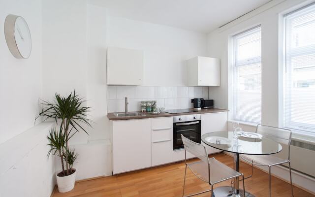 Modern & Clean Apartment Soho & Carnaby
