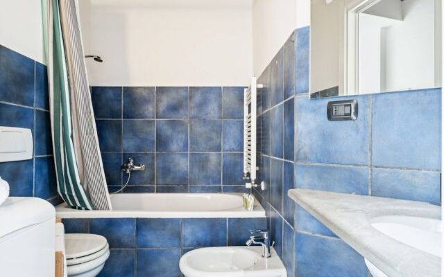 Piazza Dei Tribunali Apartment