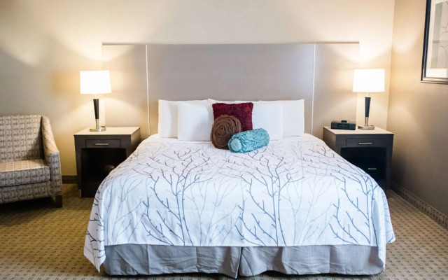 Eastland Suites Hotel & Conference Ctr, Trademark by Wyndham