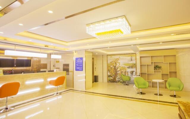 GreenTree Inn Shenyang Shenhe District Shenyang North Train Station Express Hotel