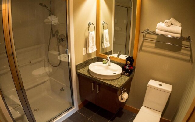 Kookaburra Lodge #203 By Bear Country