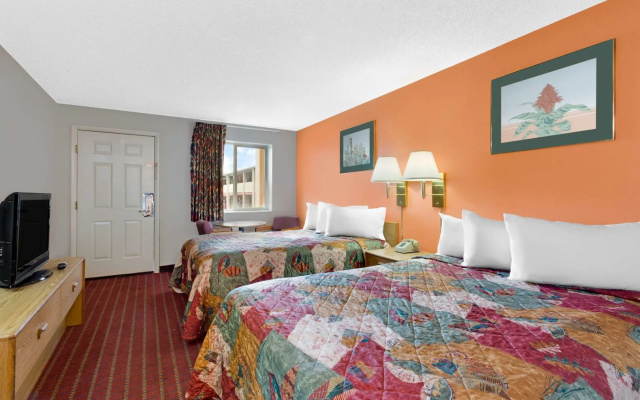 Cedar Valley Inn