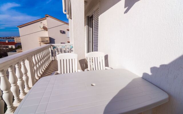 Pool Apartments Galeb