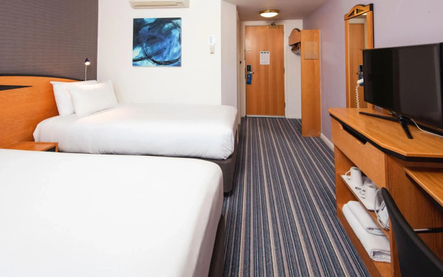 Holiday Inn Express Bristol City Centre by IHG