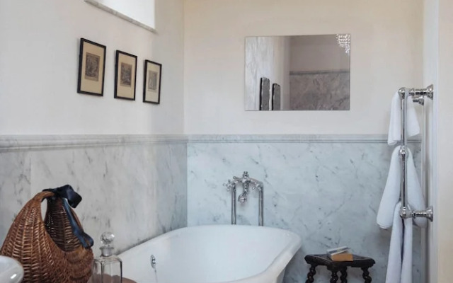 Отель Domaine Le Mouflon d'Or