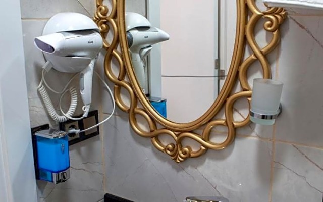 Blue Zerzevan Konak Hotel