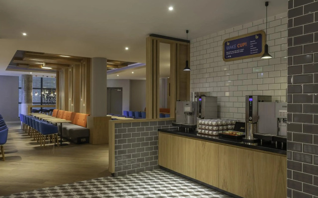 Holiday Inn Express Hotel Dublin Airport by IHG
