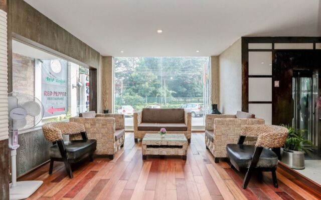 Collection O 50126 Hotel Sk Elegance