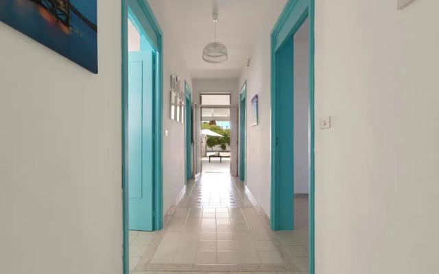 3892 Villa Mormora by Barbarhouse