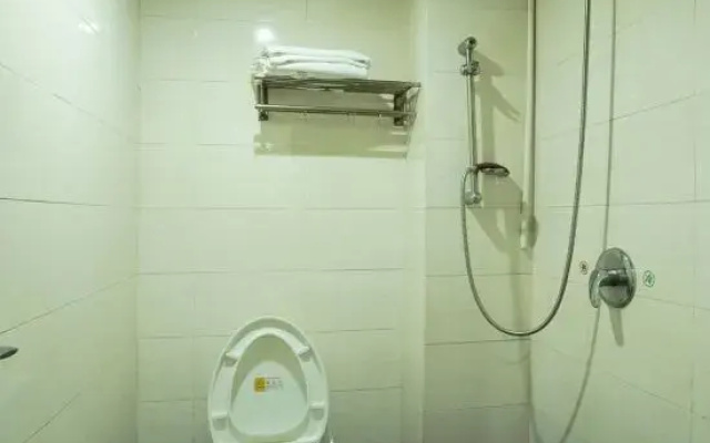 Chuangye Hostel