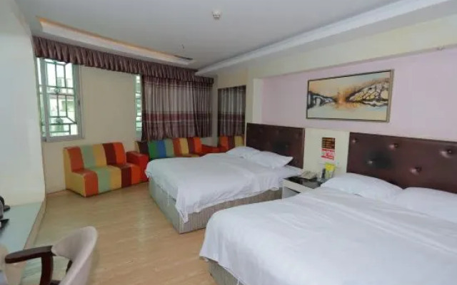 Luoding Lijiang Hotel