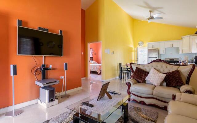 Cayman’s Luxury Estate VacayStay