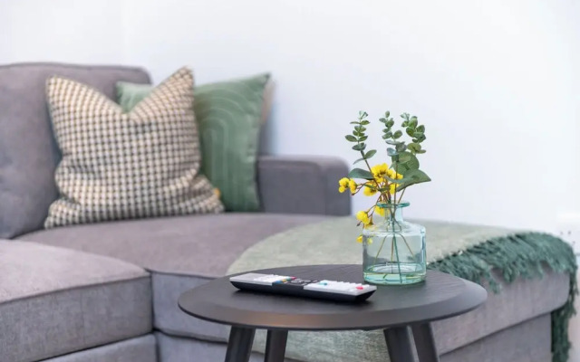 Hoxton By Capital