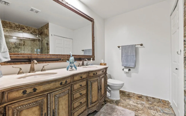 Sea Winds Condominiums C