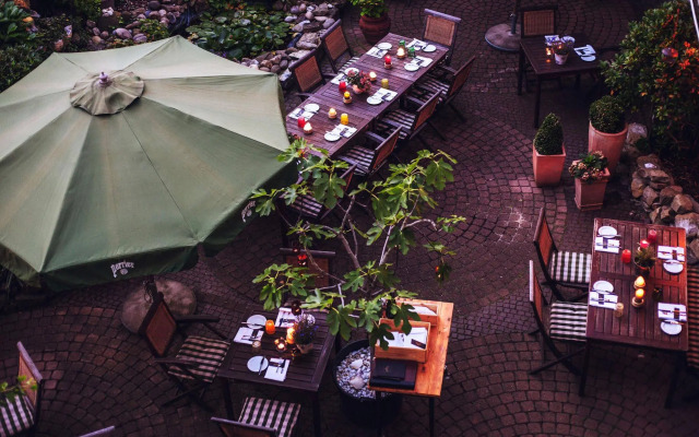 THEhotel at LIPPISCHER HOF