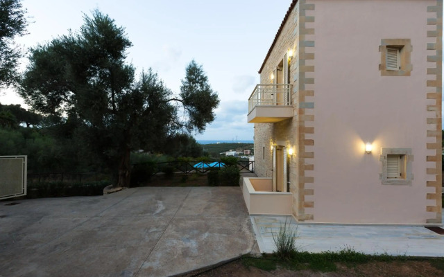 Maroulas Villa Estate