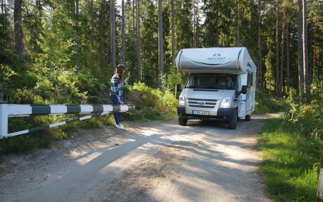 Bjorsbo Forest & Lake Hideaways