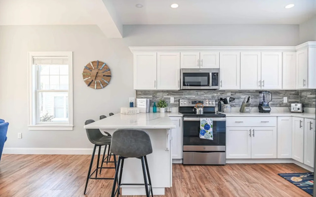 Maritime Meadows Charming Resort-style Home!