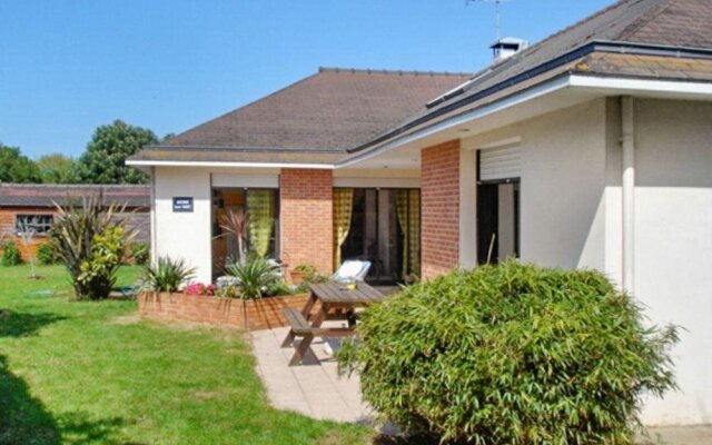 Idyllic house near the sea