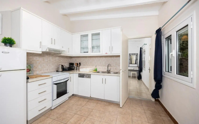Levrecchio Beach Cottage