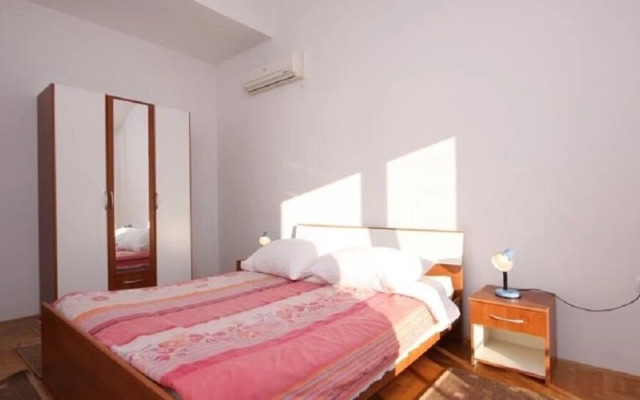 Per - Comfortable Family Apartments - A2