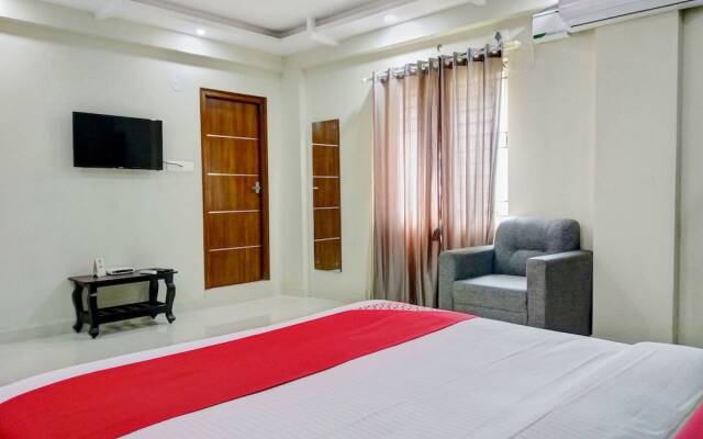 OYO 10521 GCK Suites
