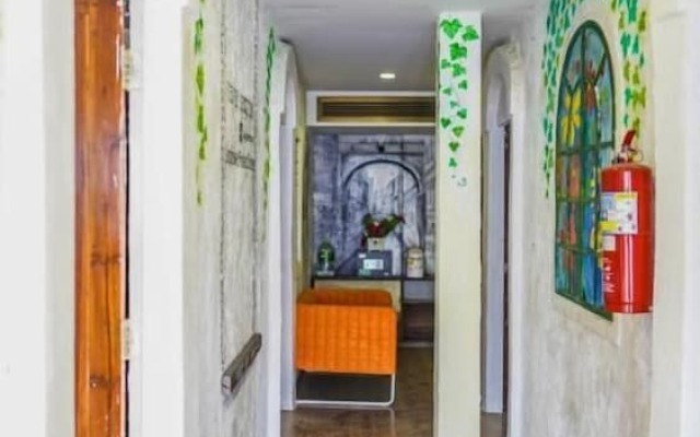 Roomquest Amphawa Vaylasamran Floating Market